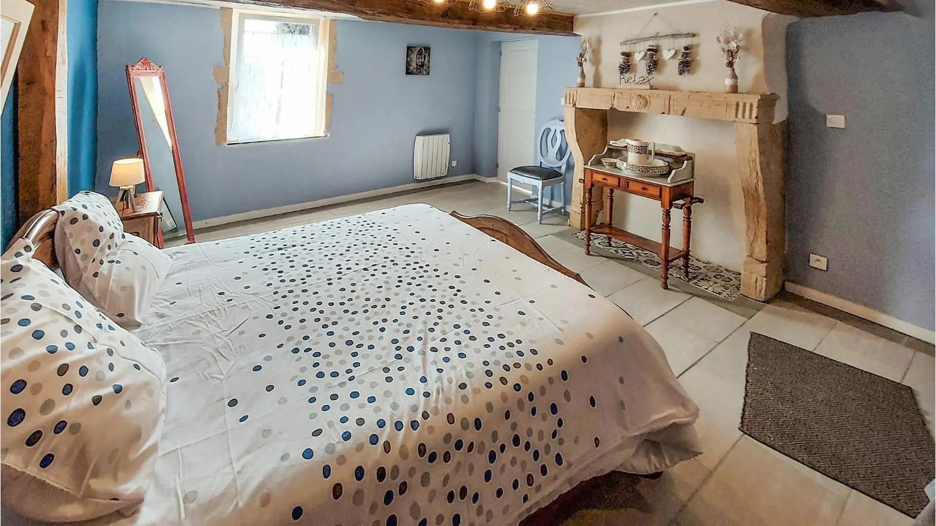 Holiday home Gite Aux Hirondelles Pouilly-sous-Charlieu